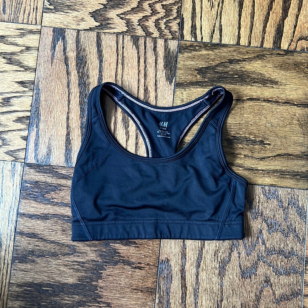 Black H&M sports bra
